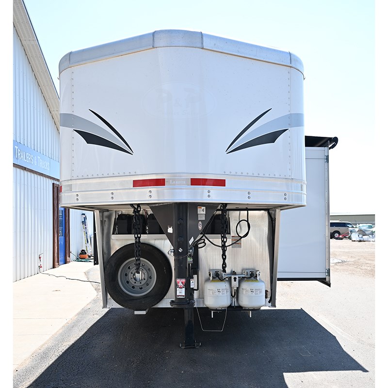 2020 Lakota Charger 3 Horse Trailer 11' LQ Model C311