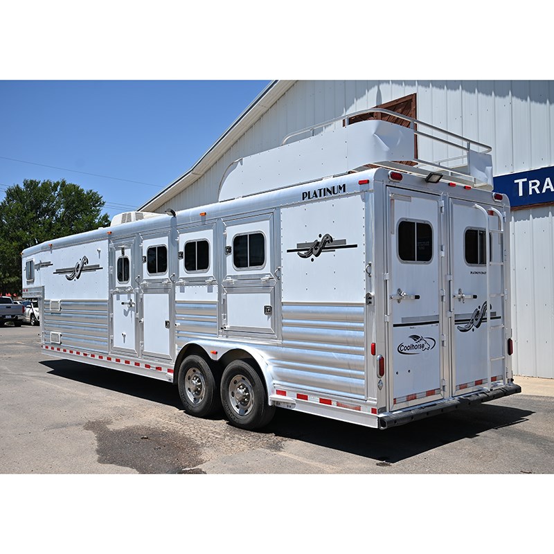 2010 Platinum 2010 Platinum 4 Horse 10' LQ Trailer