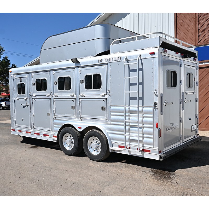 2013 Platinum 4 Horse Bumper Pull, Hay Pod & Mangers