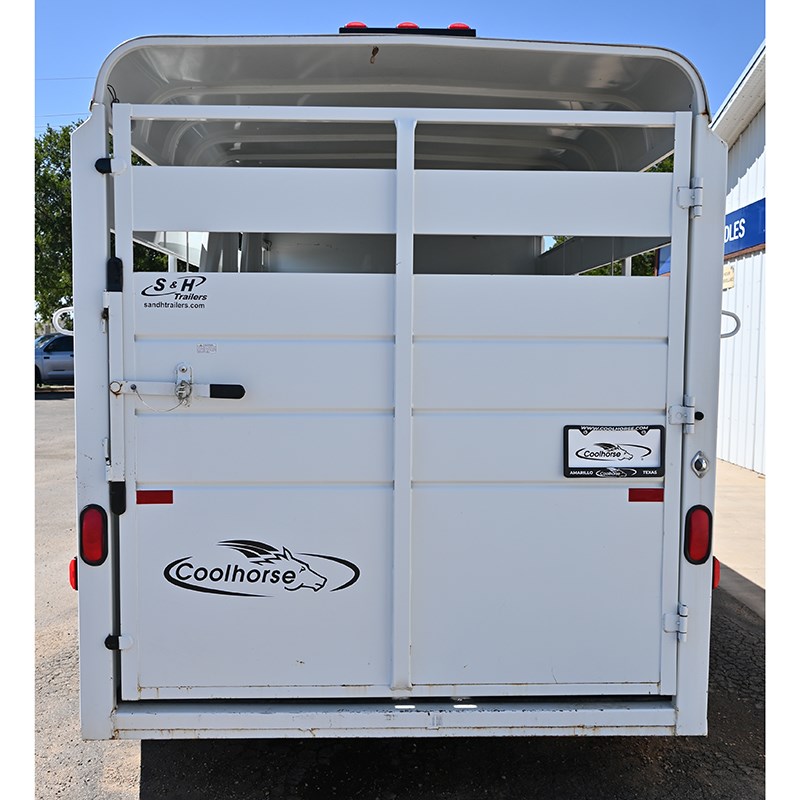 2013 S & H 3 horse slant bumper pull horse trailer