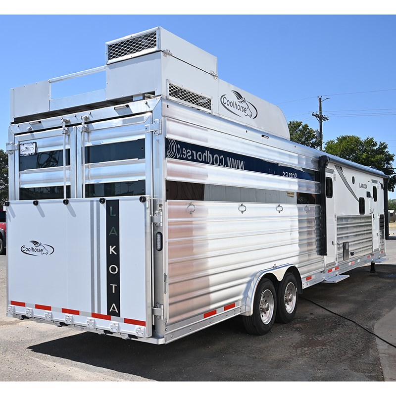 Trailer Photo 9