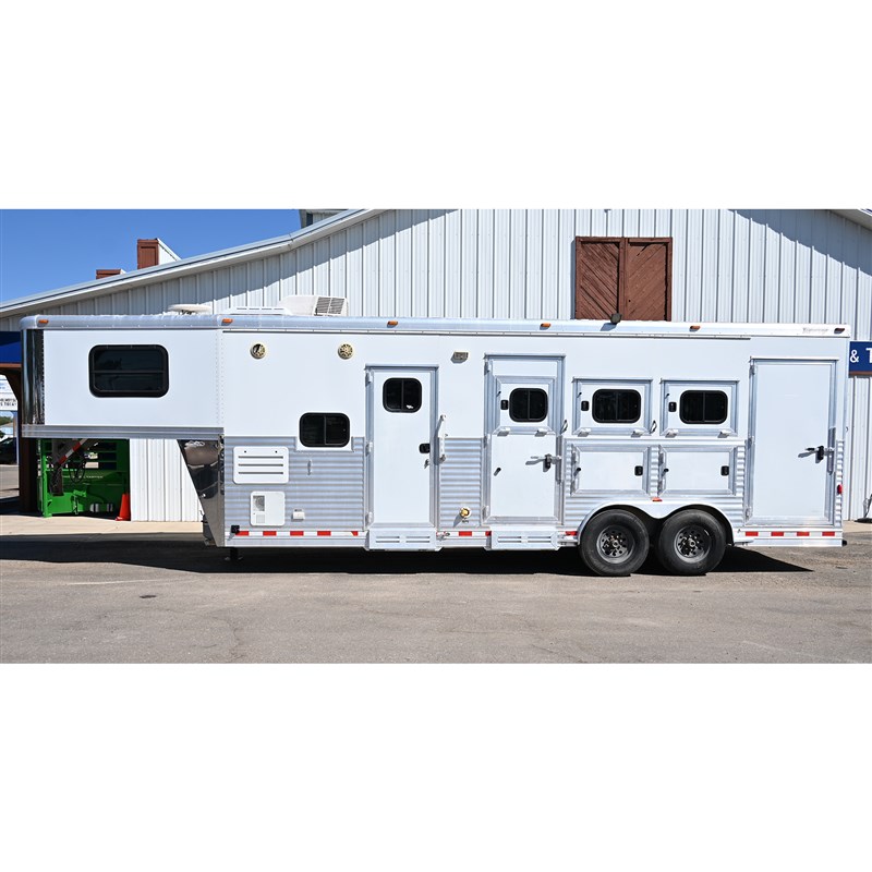 2014 Twister Trailer 2014 twister 3 horse 10' lq horse trailer