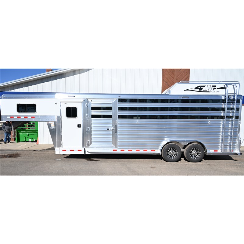 2026 4 Star 24' Deluxe Stock Combo with Cowboy Tack w/ CoolFloor