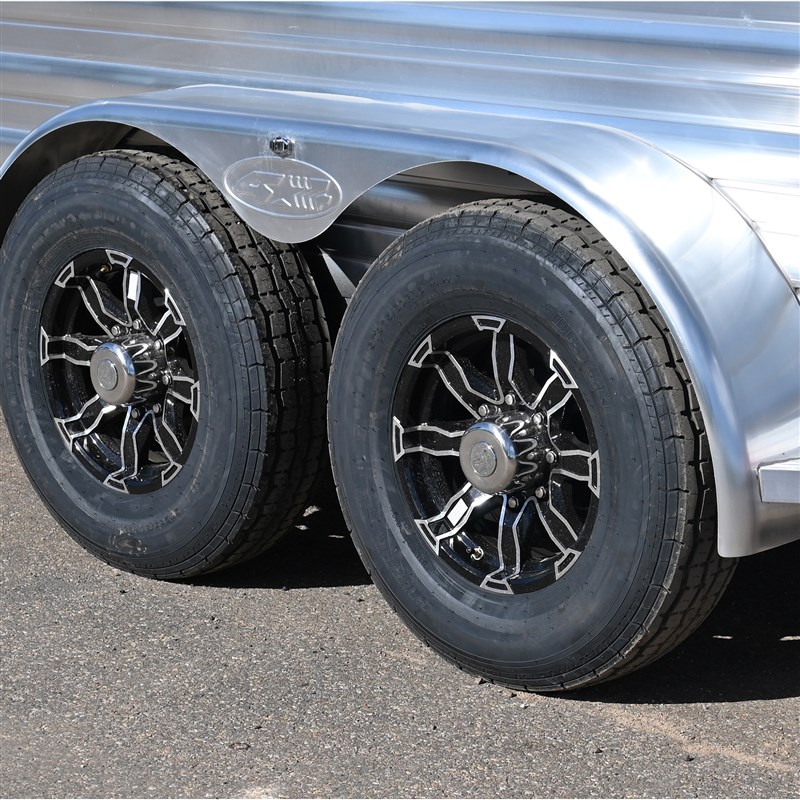 2026 4-star 3 horse trailer 6'10" wide x 18' long