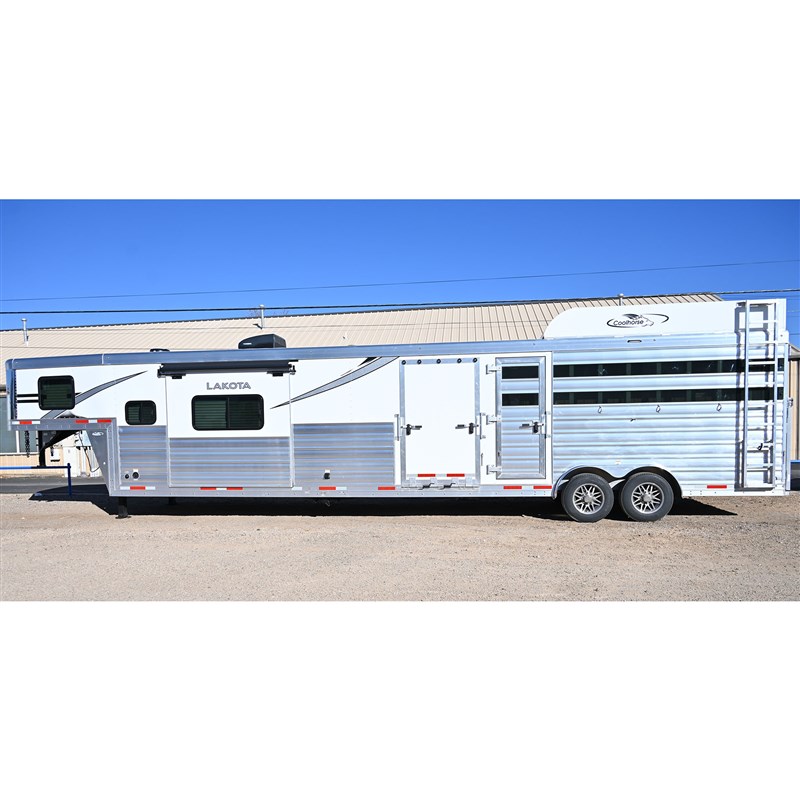 2026 Lakota charger stock combo 13' lq, 14' stock area