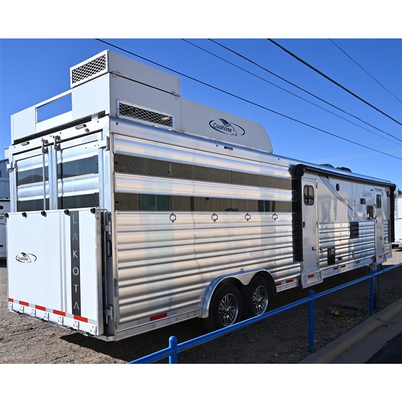 Trailer Photo 9