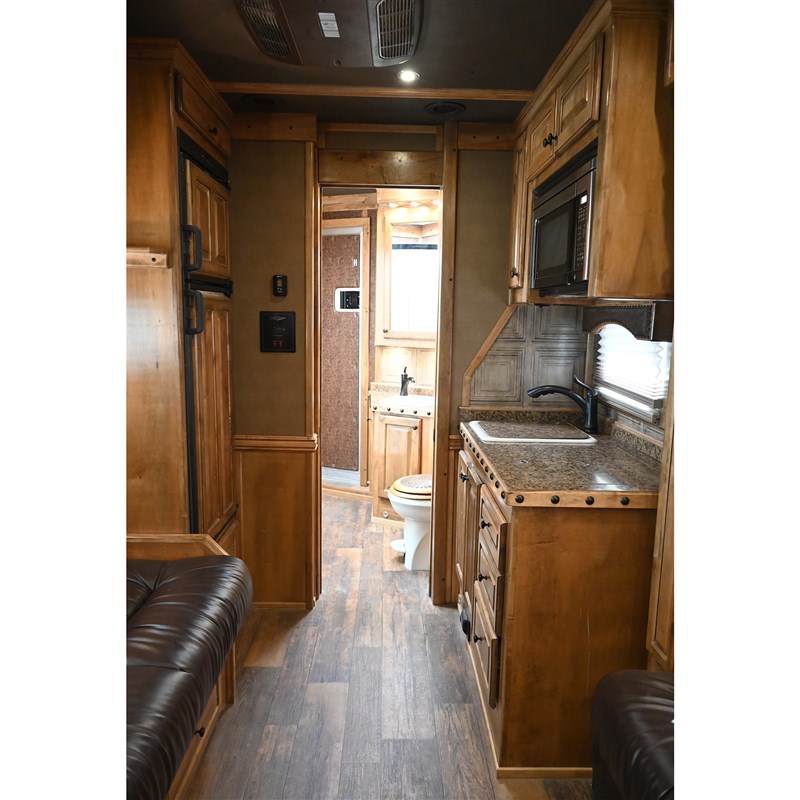 Trailer Photo 23