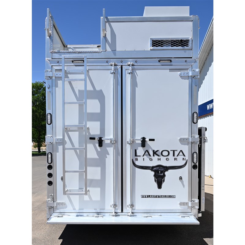 2023 Lakota bighorn 4 horse side laod 17' lq model bh8417t