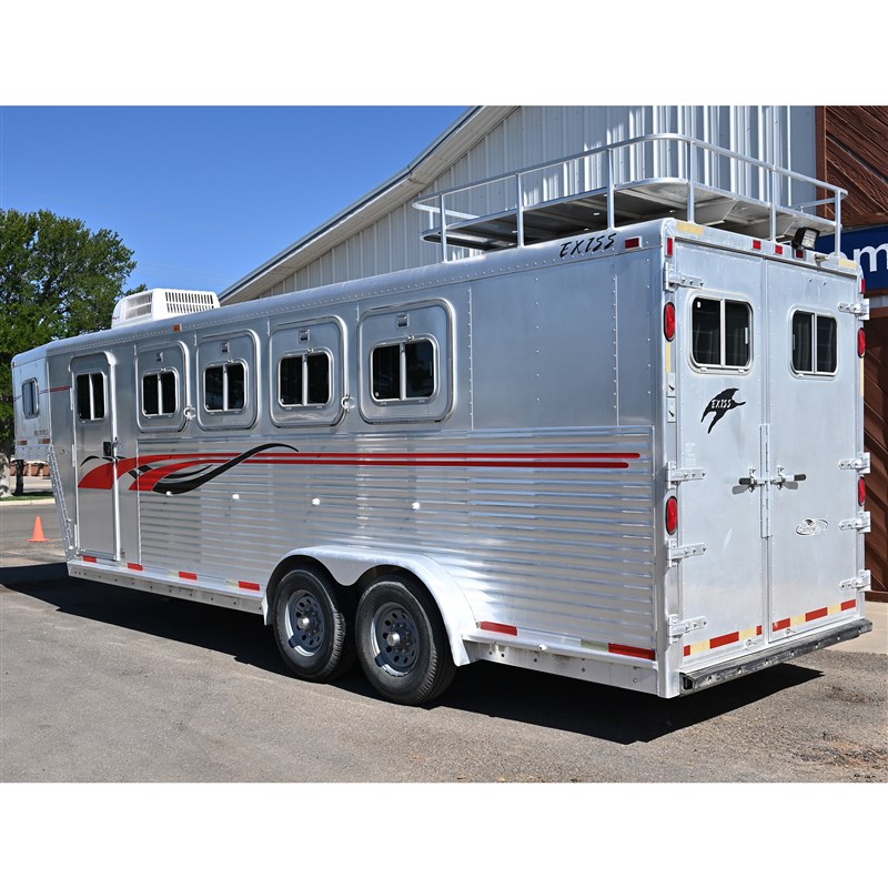 1999 Exiss 4 horse gooseneck slant load horse trailer