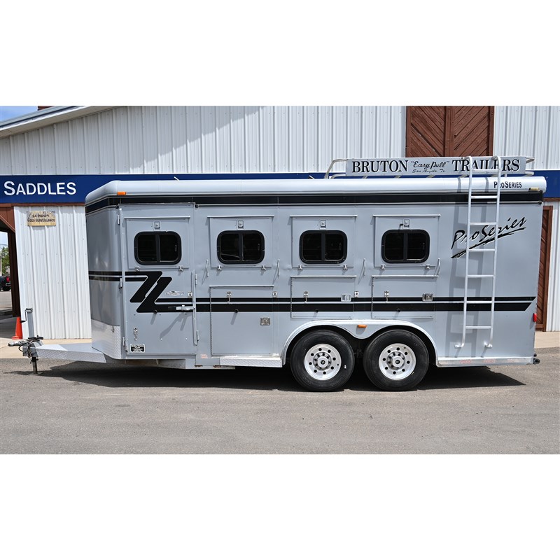2013 Bruton 4 horse bumper pull horse trailer