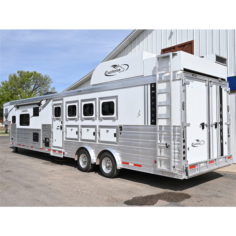 Trailer Photo 18