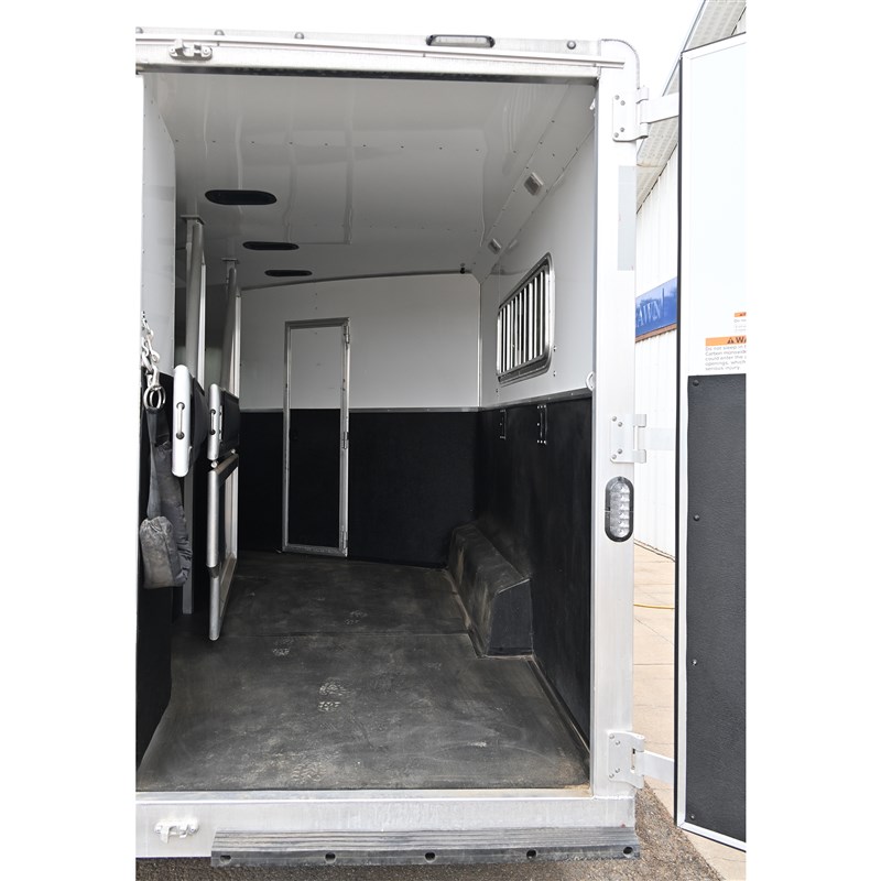 Trailer Photo 12