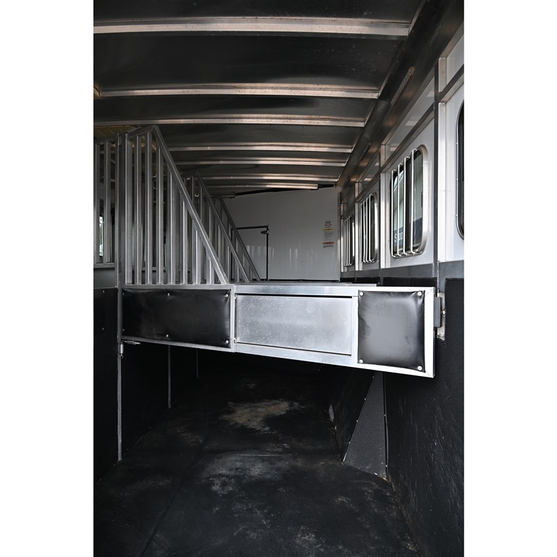 Trailer Photo 15