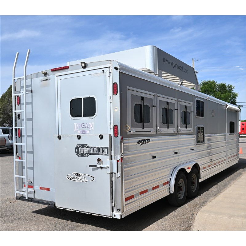 Trailer Photo 8