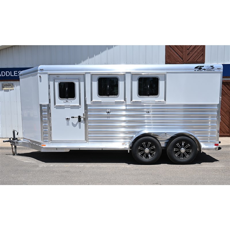 2027 4-star 3 horse bumper pull trailer 6'x10" x 15'