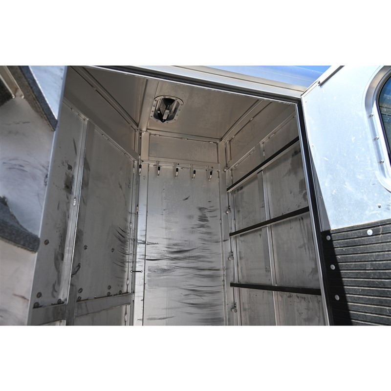 Trailer Photo 14