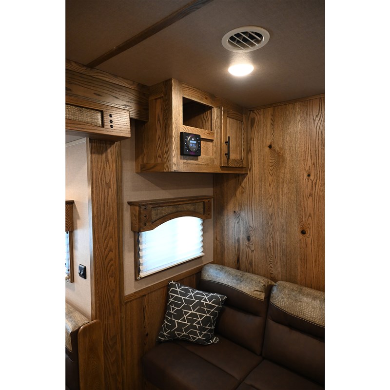 Trailer Photo 7