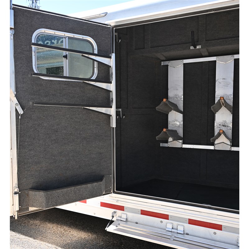 Trailer Photo 17