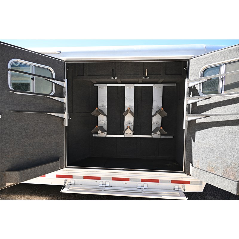 Trailer Photo 16