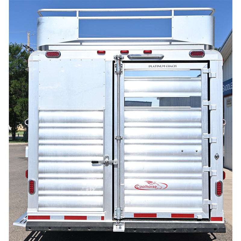 Trailer Photo 2