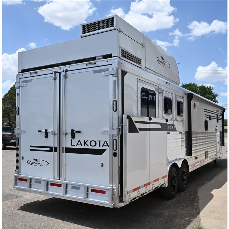 Trailer Photo 9