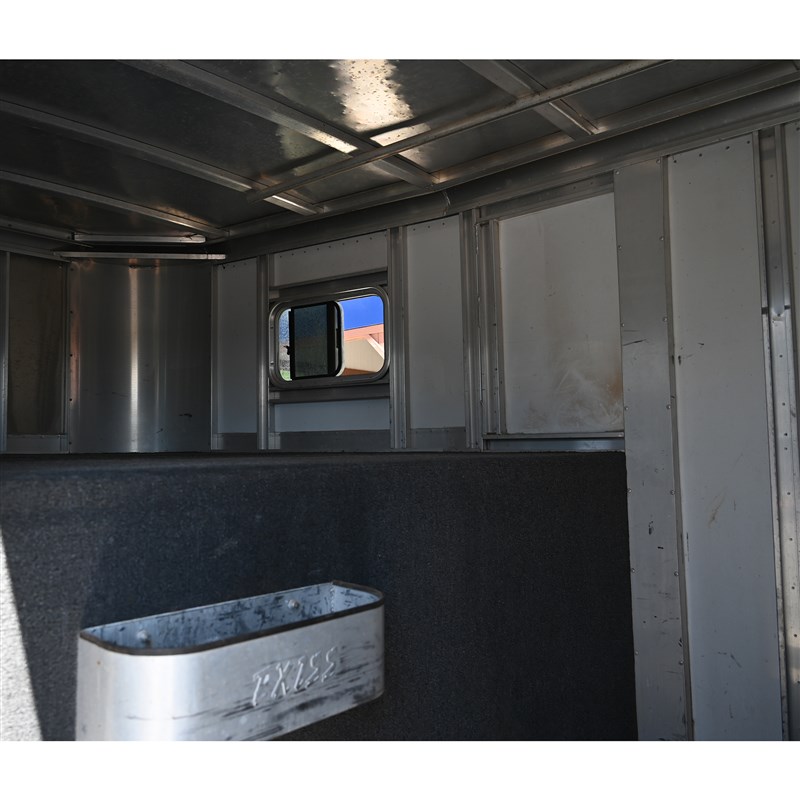Trailer Photo 18