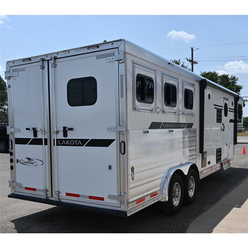 Trailer Photo 9