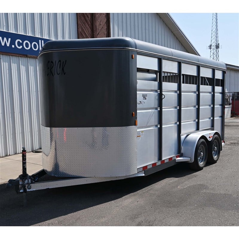 2024 Maverick 3 Horse Bumper Pull Stock Combo Trailer