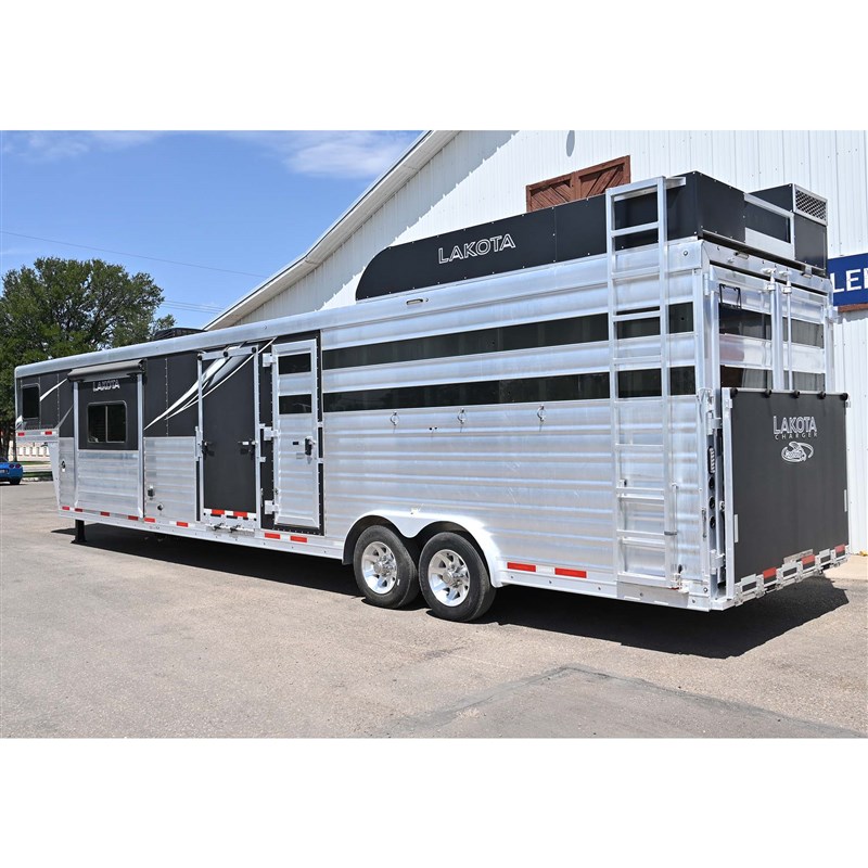 Trailer Photo 19