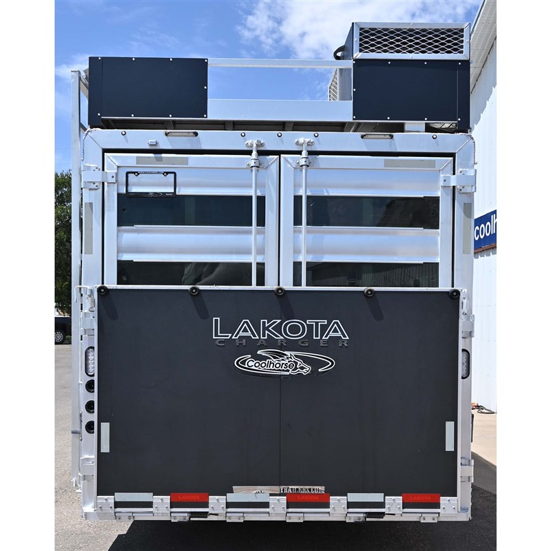 Trailer Photo 18