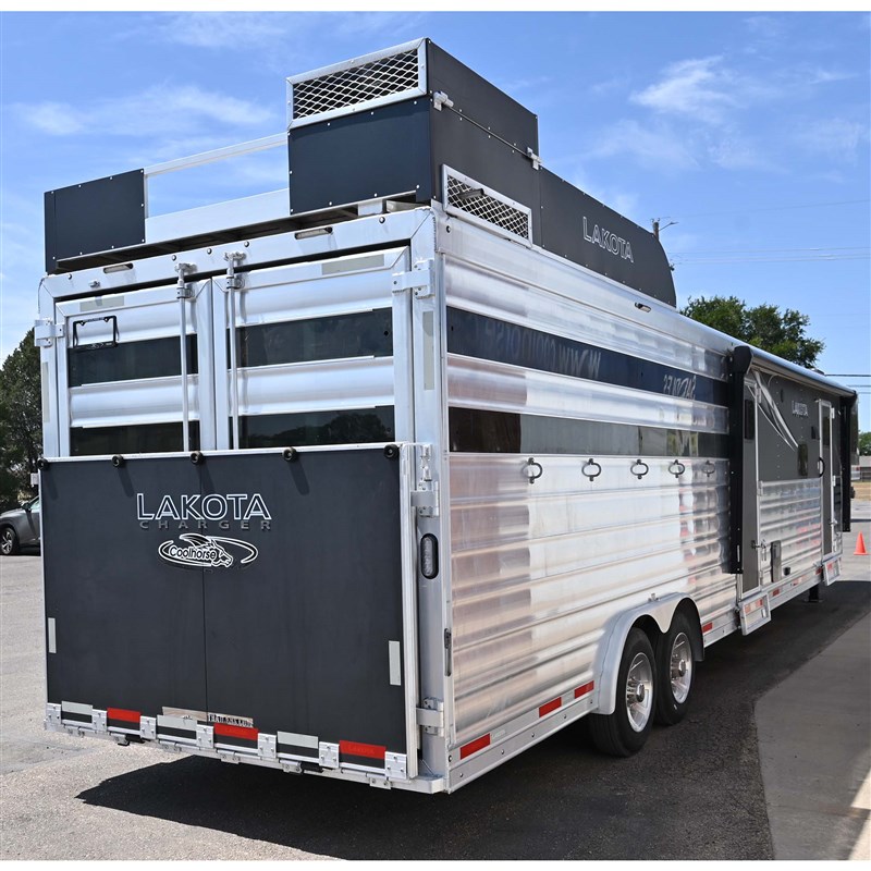 Trailer Photo 25