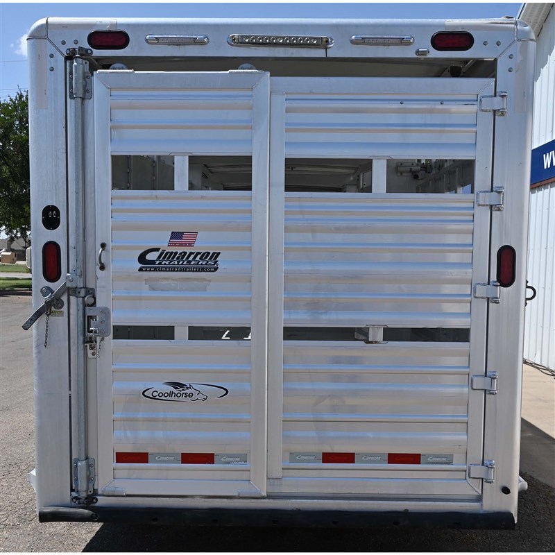 Trailer Photo 2