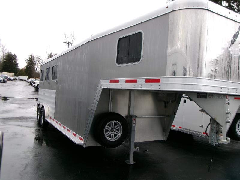 2024 Featherlite 9600