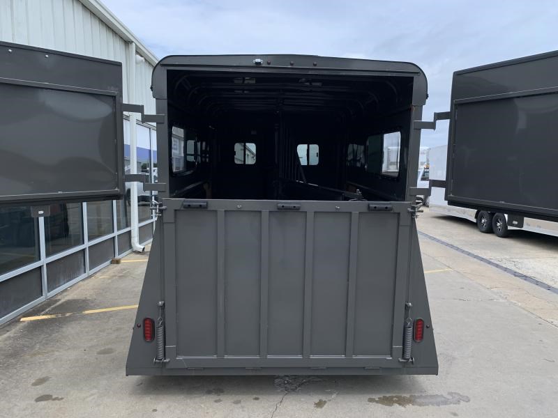 Trailer Photo 18