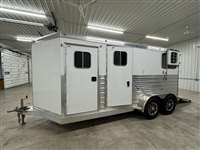 2025 2 horse 4 Star Warmblood stall, Side Ramp, Dress area