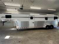 2026 2 + 1 horse 4 Star 6' Dress area, 114" Box Stall, Larger stalls