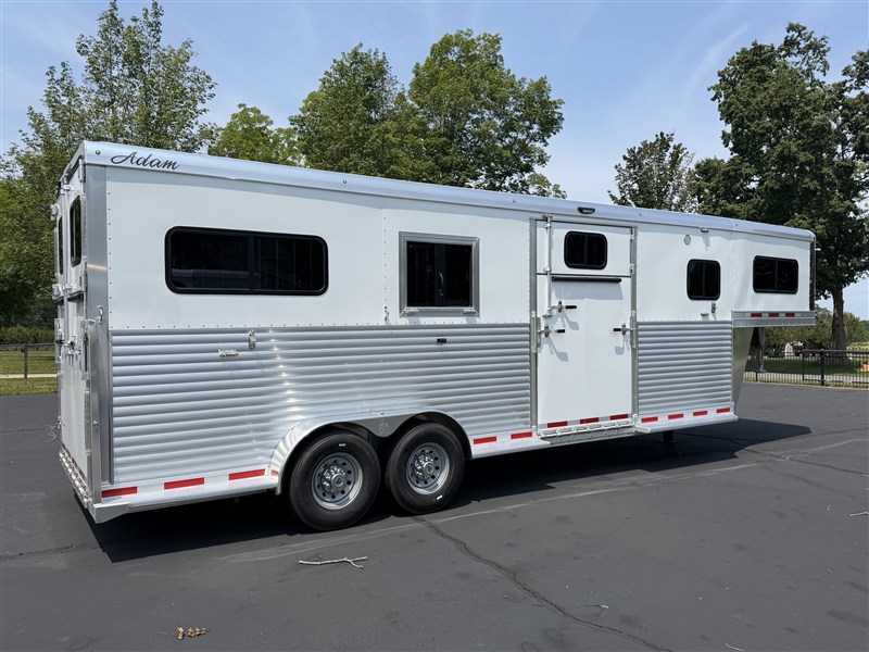 Trailer Photo 2