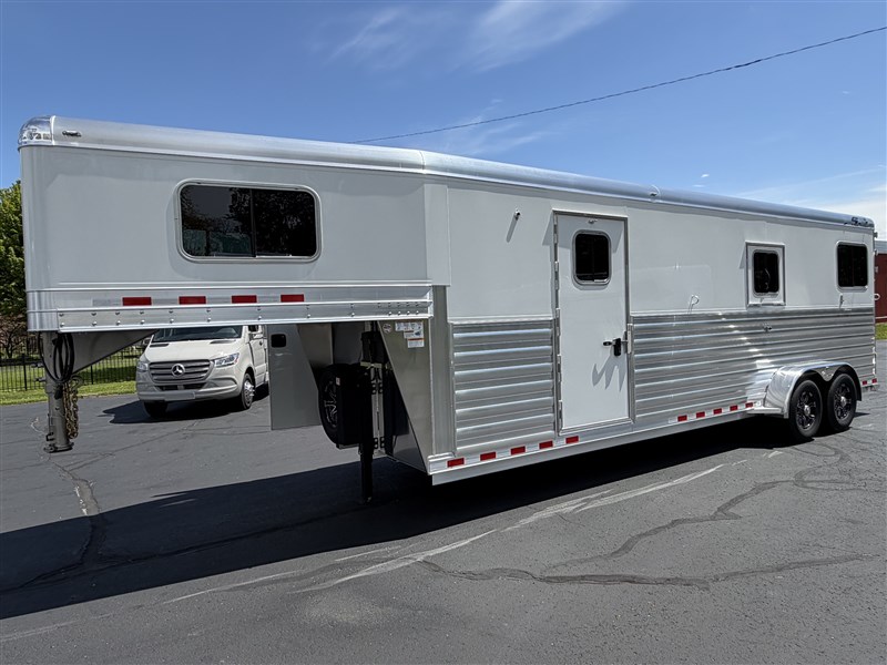 Trailer Photo 7