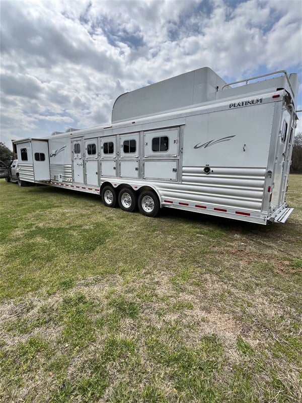 2025 Platinum Coach 5h 16swall w slide side load