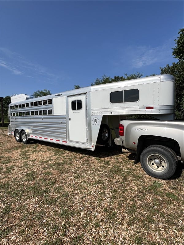 Trailer Photo 7