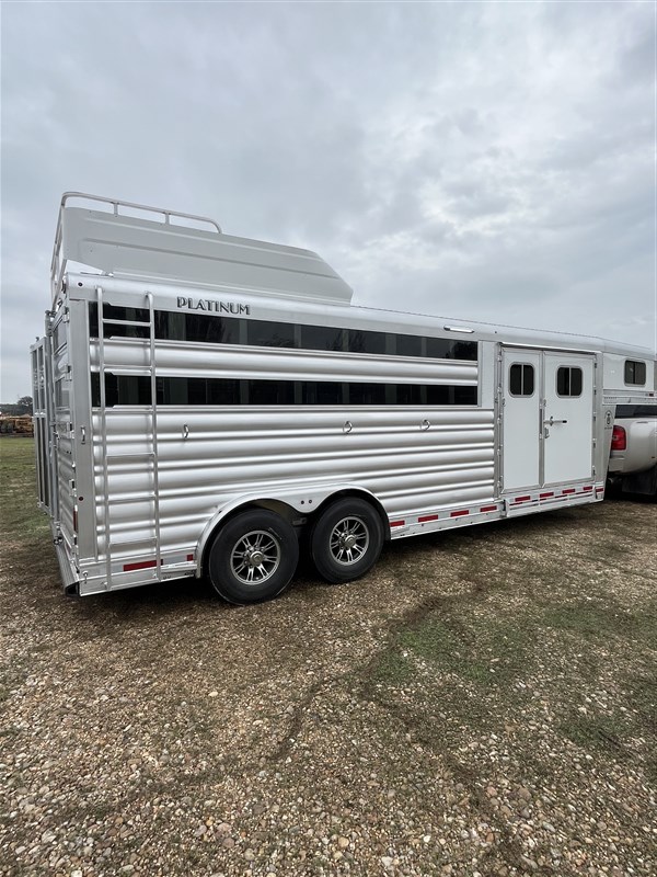 Trailer Photo 20