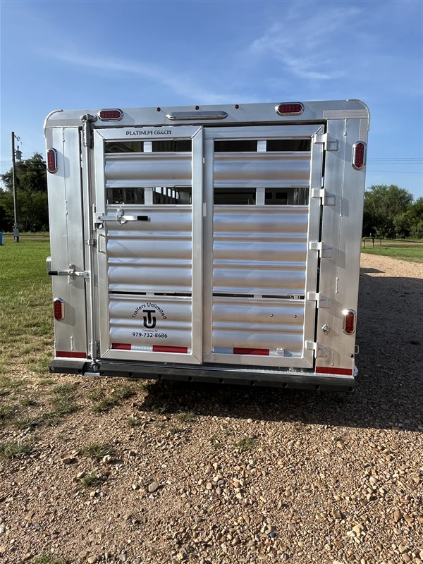 Trailer Photo 16