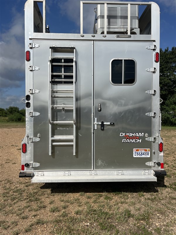 Trailer Photo 7