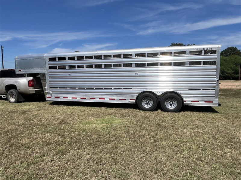 Trailer Photo 4