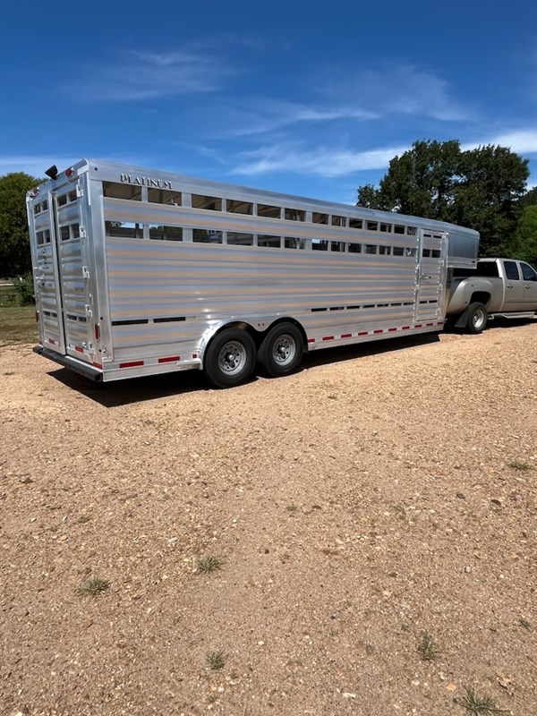 Trailer Photo 3