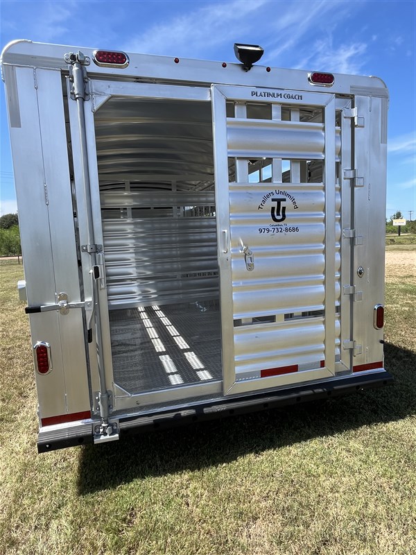 Trailer Photo 18