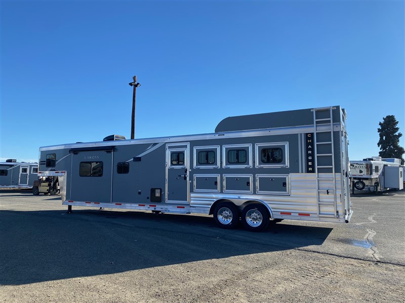 2025 Lakota ch8415rk