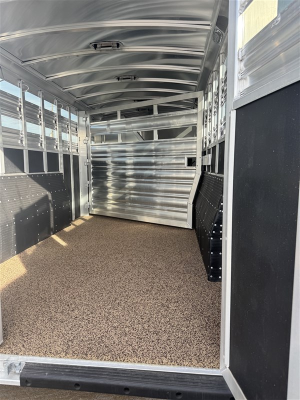 2026 Platinum Coach dual man door stock combo