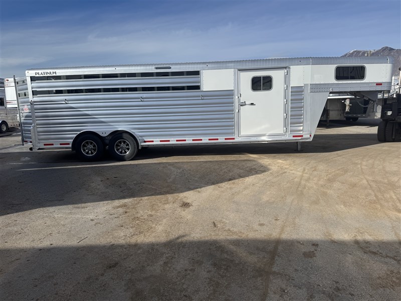 2026 Platinum Coach dual man door stock combo