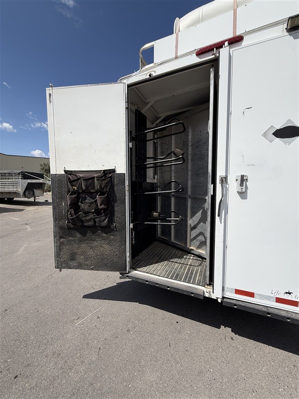 Trailer Photo 14